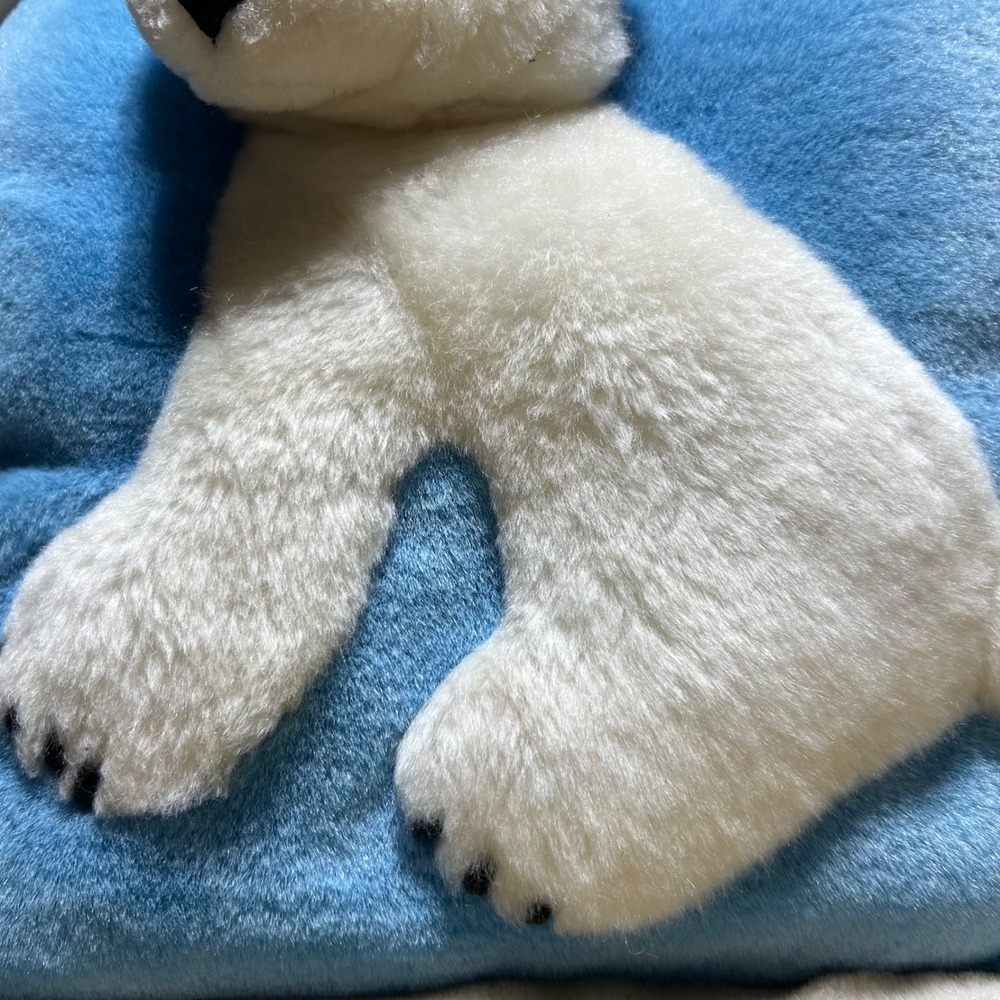 JAAG Plush 3D Wolf and Polar Bear Throw Pillows Set of 2 Blue Tan Faux Fur Lodge - Picture 10 of 14